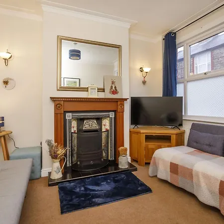 12 Colenso Street * York